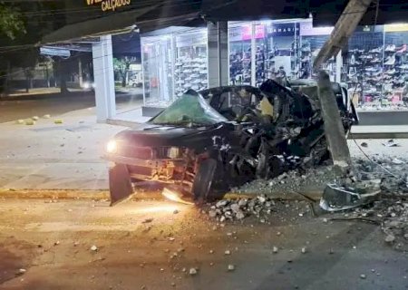 Grave acidente na madrugada mata jovem de 23 anos em Amambai