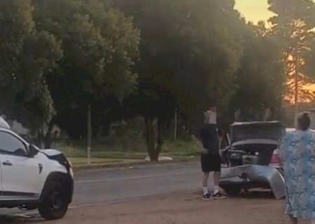 Ivinhema: Colisão traseira na BR-376, em Amandina,  deixa danos materiais